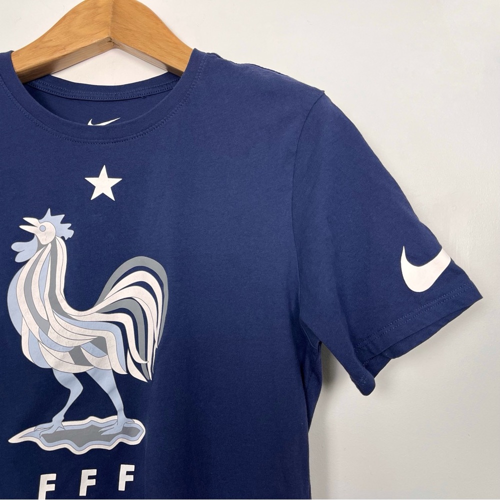 Nike Navy France 🇫🇷 National Team FFF Crest Blue Rooster Graphic Tee Size Large - Picture 8 of 9